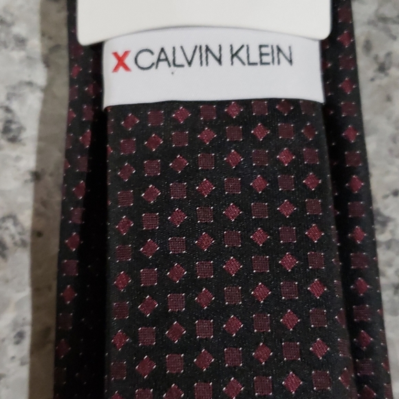 Calvin Klein Tie - Picture 5 of 5